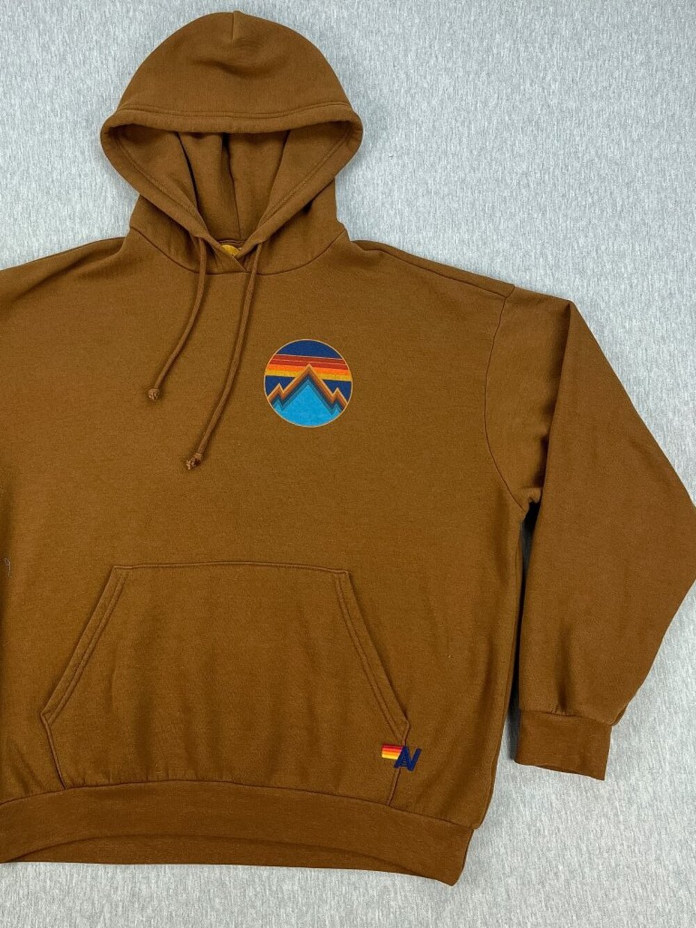 Aviator Nation Hoodie Mens M Brown Mountain Badge Logo Pullover Kangaroo Pocket